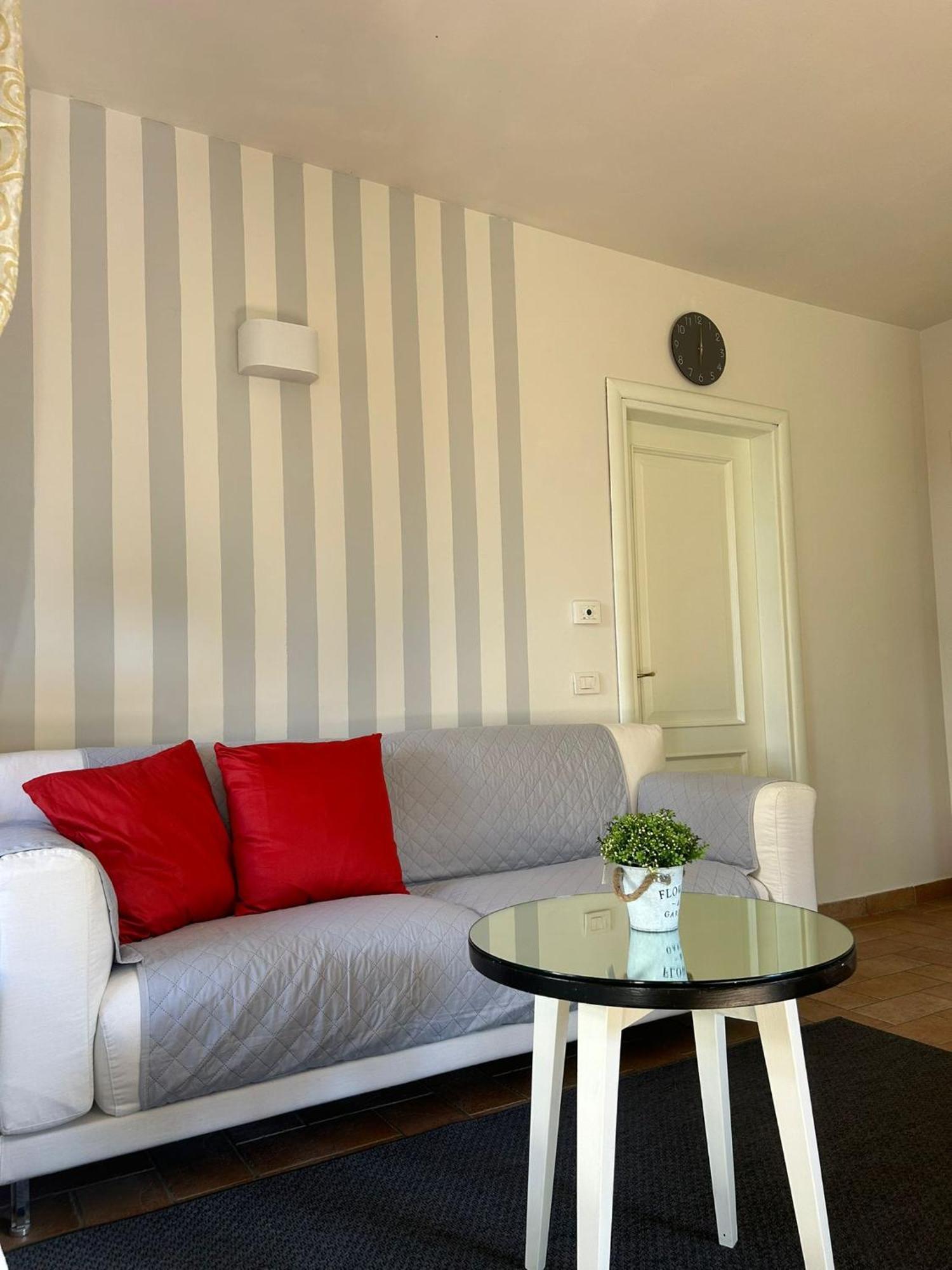 Apartamento A Casa Di Francesco Santa Maria Degli Angeli  Exterior foto